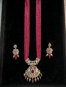 Stunning Beaded Necklace & Earring Set