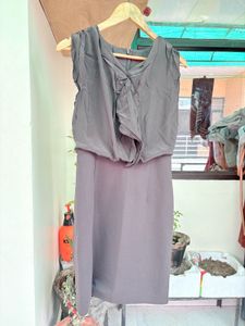 Elegant Grey Sheath Dress