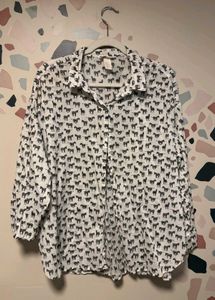 H&M WHITE HORSE PRINT BUTTON-UP SHIRT