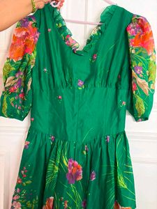 Vibrant Floral Print Maxi Dress
