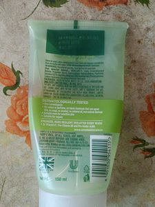 Simple Refreshing Facial Wash 150ml