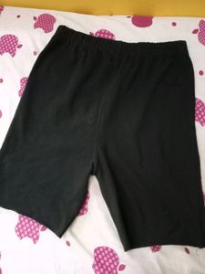 Black short Pants