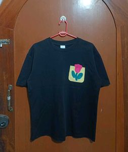 Cute Flower Pocket T-Shirt