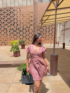 Chic Pink Floral Midi Dress