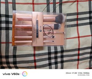 Keli K Makeup Brush Set
