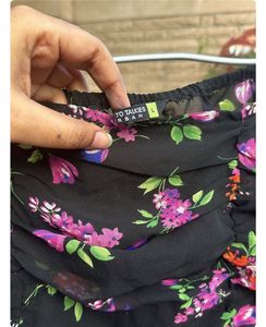 Tokyo Talkies Floral Ruched Top