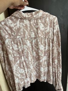Chic Floral Print Button-Down Shirt