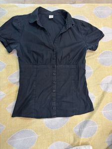 Classic Black Short Sleeve Collared Shirt