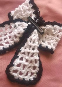 Crocheted aesthetic Bow Hair Clip