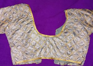 Brand New Beautiful Grey With Gold Colour Padded R