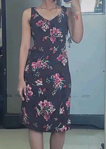 Floral Print Sleeveless Midi Dress