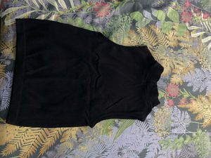 Sleeveless Mock Neck Ribbed Top
