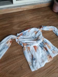 Chic Floral Print Off-Shoulder Top