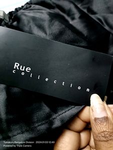 Rue Black Top