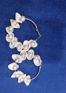 Seashell Pearl Hoop Earrings with free gift 🎁