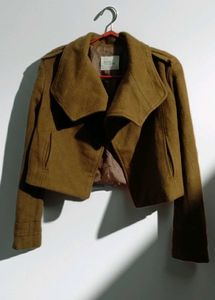Stylish brown crop Blazer/jacket