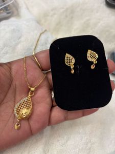 Gold Plated Pendant Set with Earrings