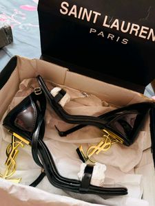 YSL ( Saint Laurent ) Paris Heels🖤 👠✨