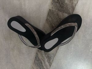 Sparkling Black Flip-Flops