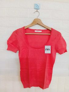Coral T-Shirt with Puff Sleeves
