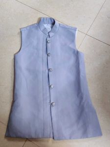 kurta set for kids.