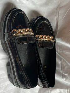 🖤Black Patent Chunky Loafers