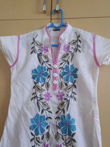 Embroidered White Kurta