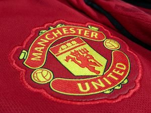 Manchester united 2025/26 home kit