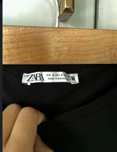 Zara Chic Black Ruffle Sleeve Top