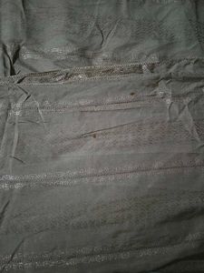 Elegant Dupatta with Golden Stripe
