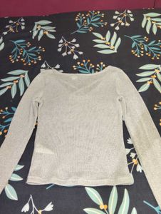 Sparkly V-Neck Long Sleeve Top