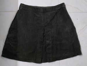 Zara Olive green skirt