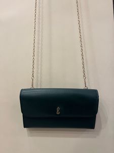 baggit Chic Green Chain Wallet