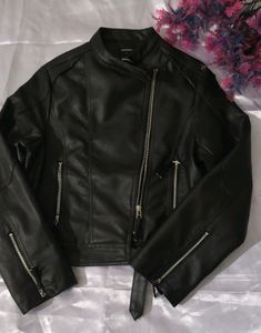 BRAND NEW LEATHER JACKET