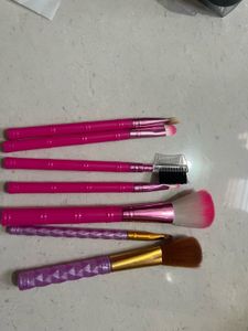 unused Pink Makeup Brush Set
