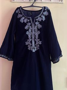 Elegant Navy Blue Embroidered Kurta