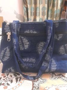 Stylish Blue Leaf Print Handbag