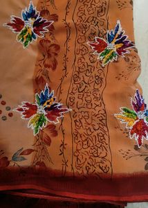Beautiful Floral Print Saree
