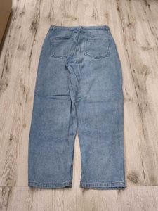 Ma5869 Sabrin baggy jeans waist 28 inches
