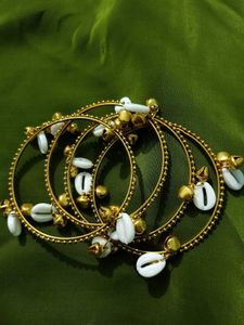 Bohemian Shell &amp; Bell Charm Bangles