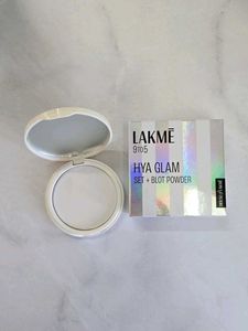 Lakme 9to5 Hya Glam Instant Set + Blot Powder
