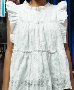 Chic White Ruffled Top