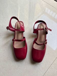 Chic Red Mary Jane Heels (EU 35)