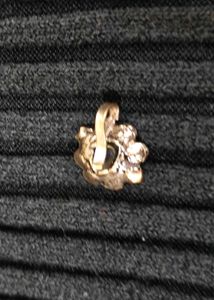 Elegant Blue Stone Nose Pin