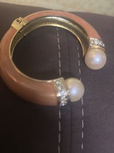 Elegant Pearl Bangle Bracelet