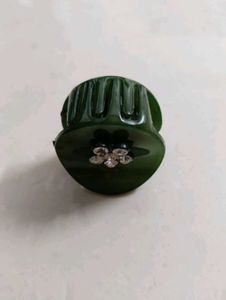 Elegant Green Claw Clip with Rhinestones