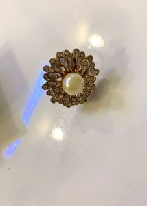 Exquisite Pearl and Crystal Ring Adjustable