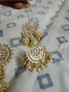 Exquisite Pearl &amp; Kundan Jhumka Set