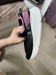 Black &amp; Pink Sketchers Shoes