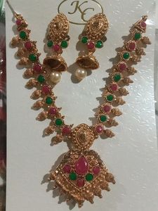 Elite Fancy Jewellery Set For Woman's